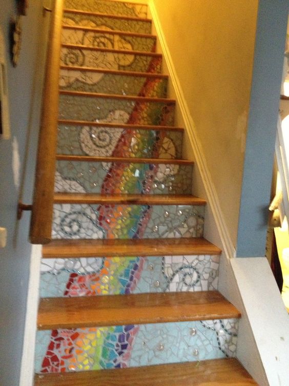 escaliers decores de mosaiques 1