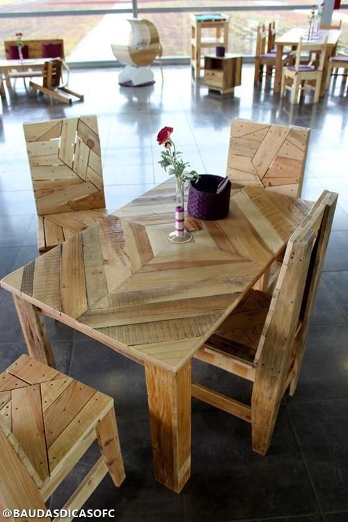 chaises en bois faites avec des palettes 2