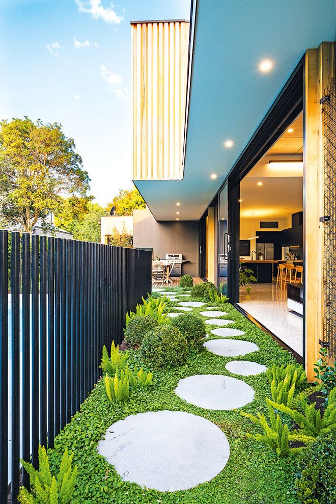 chemins en beton modernes pour votre jardin 9