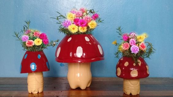 champignons decoratifs a partir de bouteilles recyclees
