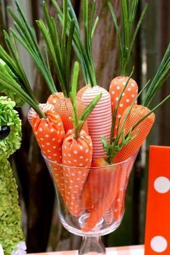 decoration de paques avec des carottes 8