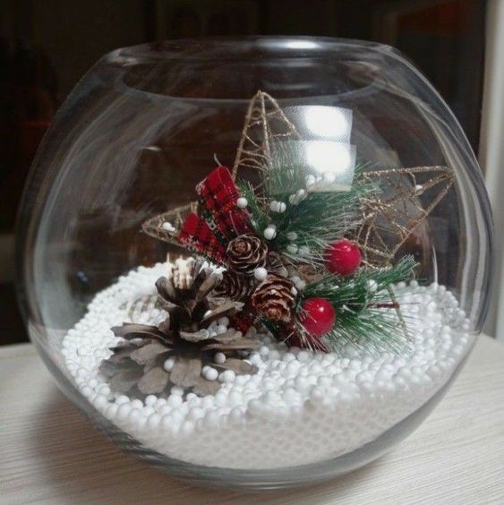 idees des centres de table de noel avec des bols en verre 7