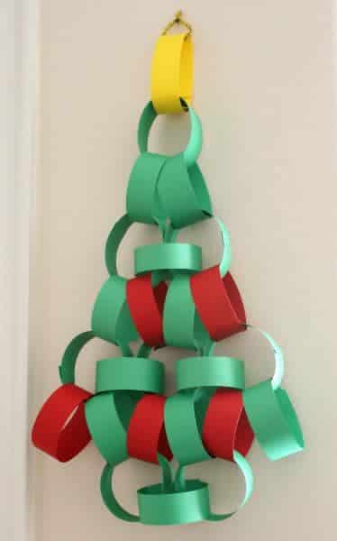 decoration de noel avec des anneaux en papier 9