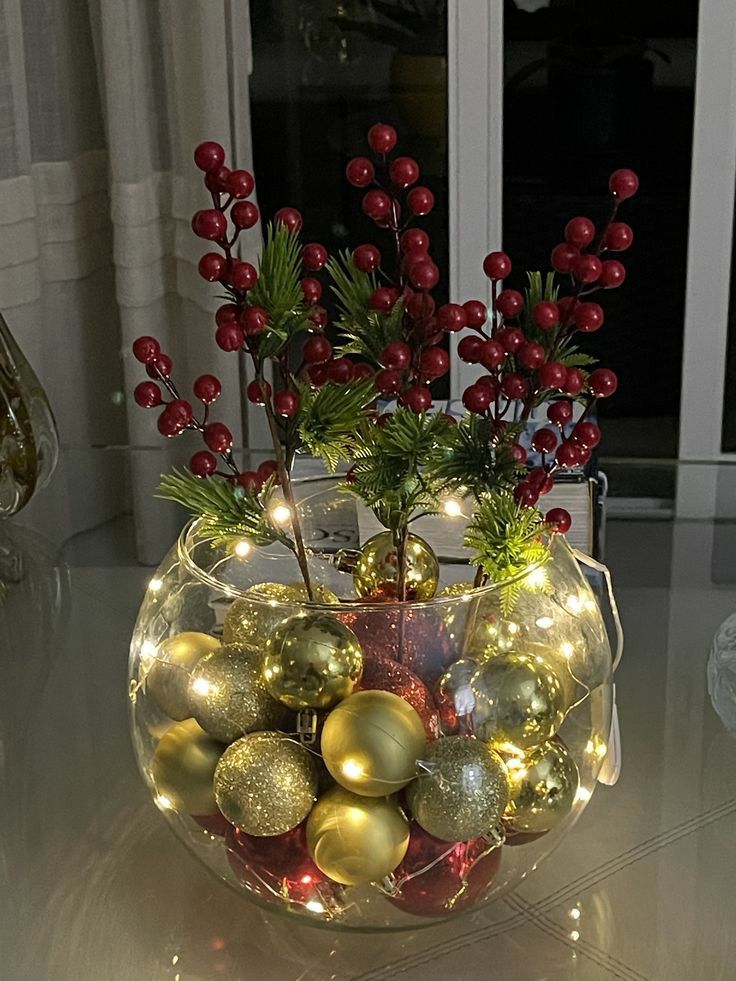 beaux arrangements de noel avec des boules 1