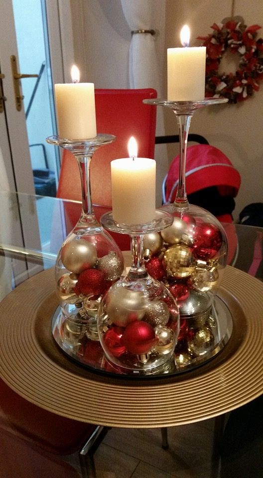 beaux arrangements de noel avec des boules 10