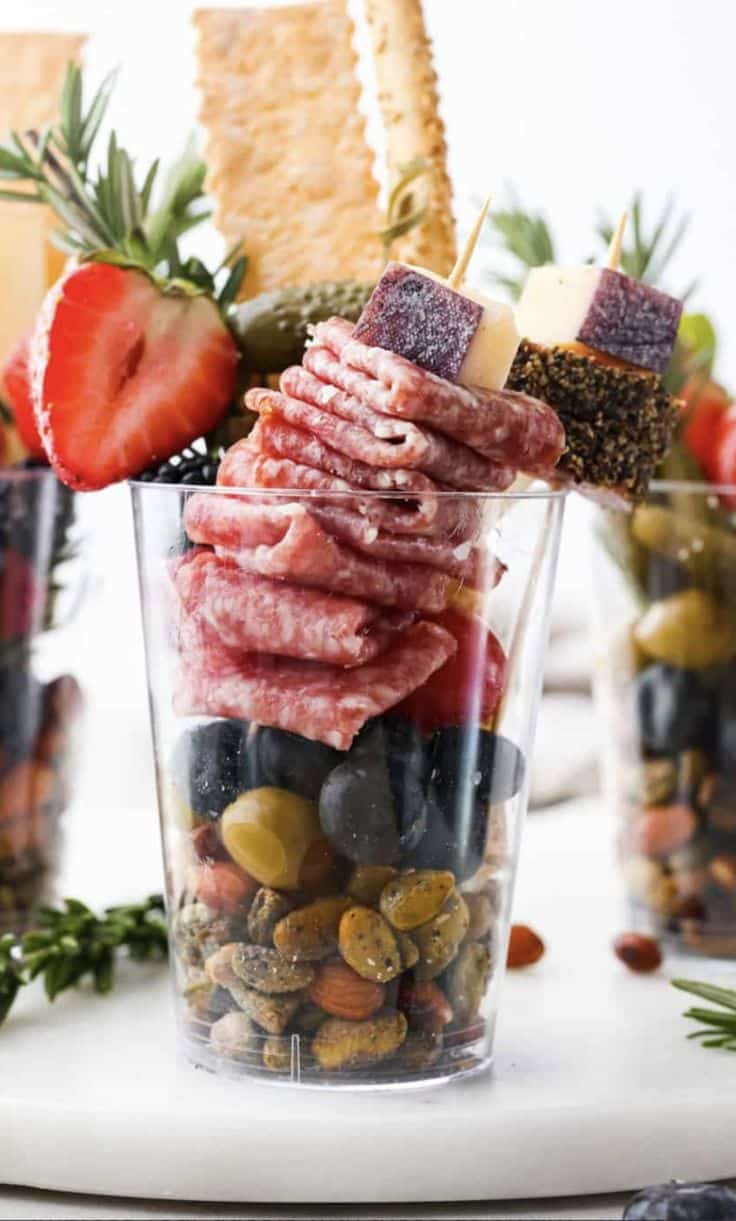 servir la charcuterie lors des fetes dans un verre 6
