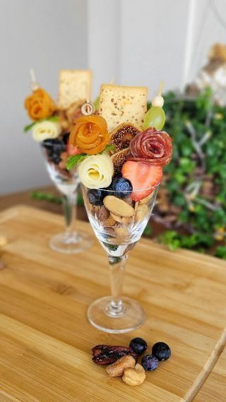 servir la charcuterie lors des fetes dans un verre 7