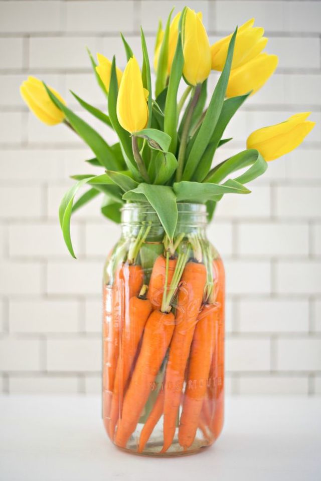 centres de table de paques avec des carottes 4