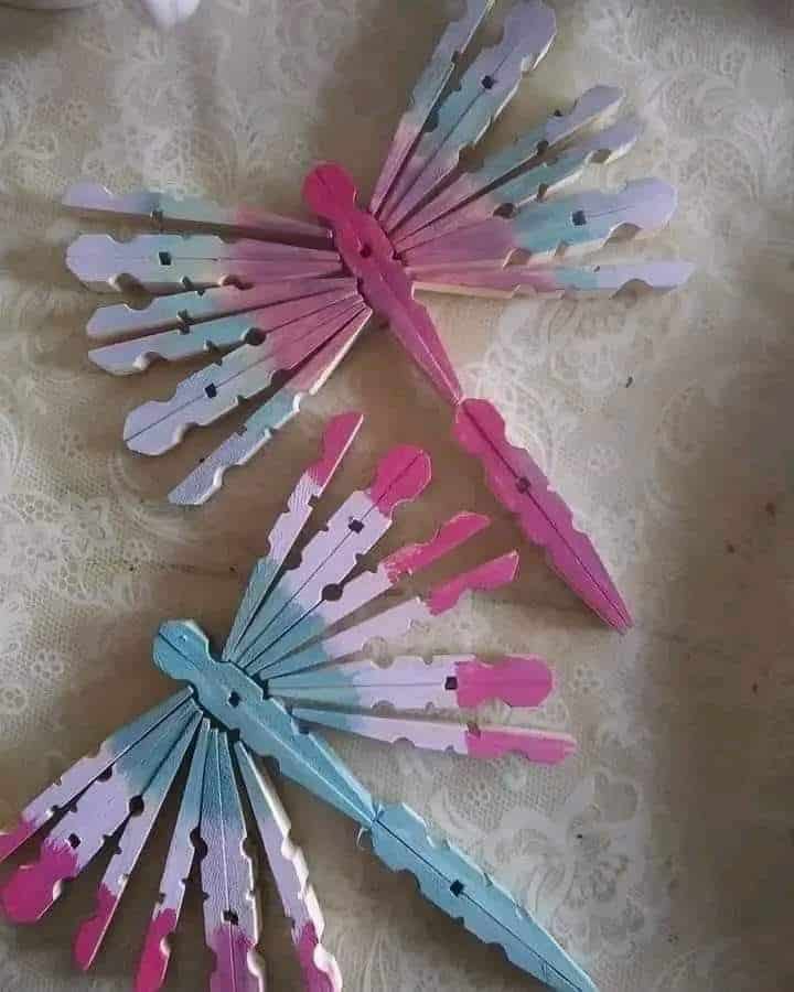 papillons faits avec des pinces a linge 8