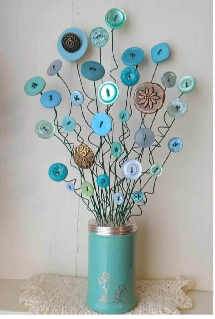 arrangement floral avec boutons 6