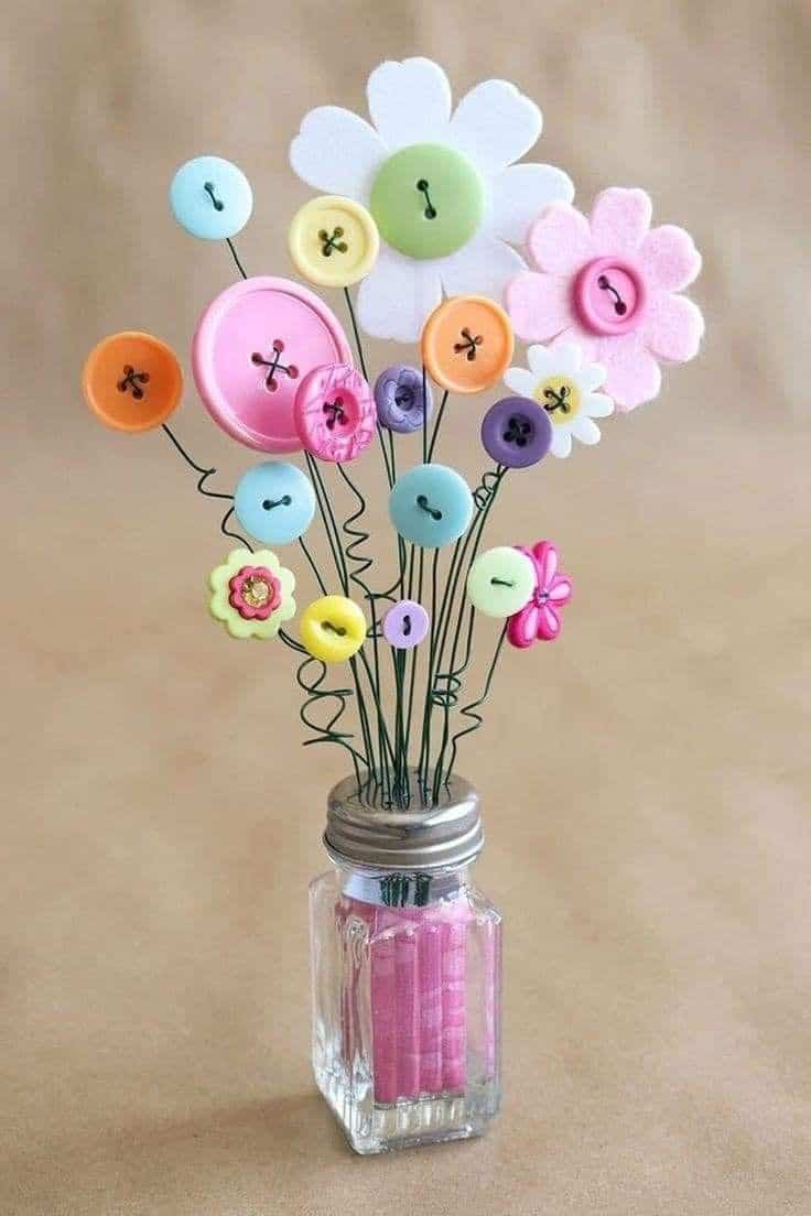 arrangement floral avec boutons 7