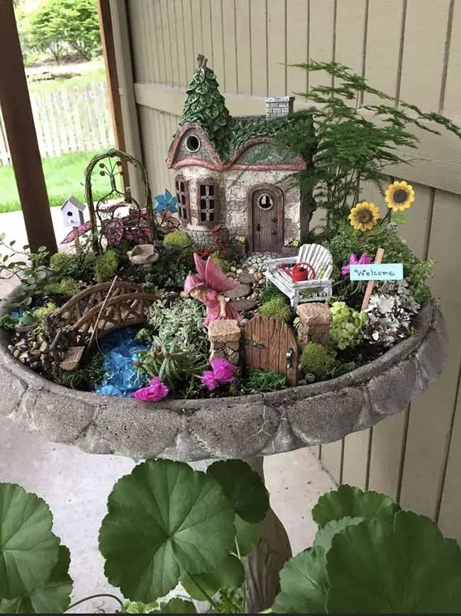 idees de conteneurs pour jardins de fees 1