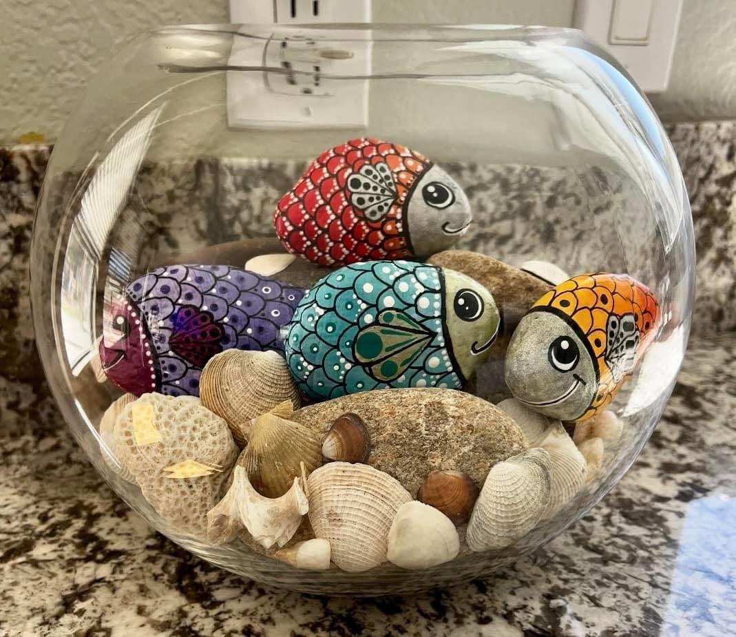 Aquarium avec poissons en pierre : idées créatives pour une décoration marine originale Aquarium avec poissons en pierre : idées créatives pour une décoration marine originale aquarium avec poissons en pierre 7 Copia