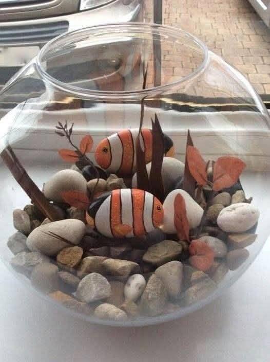 Aquarium avec poissons en pierre : idées créatives pour une décoration marine originale Aquarium avec poissons en pierre : idées créatives pour une décoration marine originale aquarium avec poissons en pierre 8